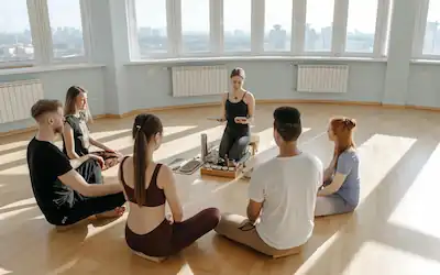 Meditationskreis mit einer Energetikerin und Meditationsteilnehmern für die Energetik- und Esoterik-Demo-Website erstellt von webdesign4you