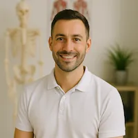 Portrait eines Physiotherapeuten für die Gesundheits-Praxis-Demo-Website erstellt von webdesign4you.at